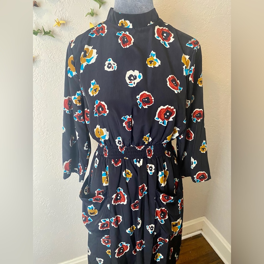 Roolee Women's Floral Dress with Elastic Waist Band and Front Pockets Size M - Picture 4 of 6